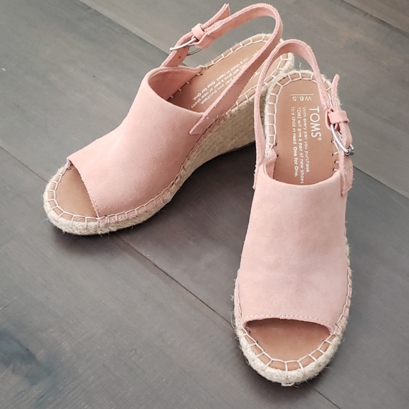 Toms Shoes - LIKE NEW TOMS pink suede espadrille wedges 6.5